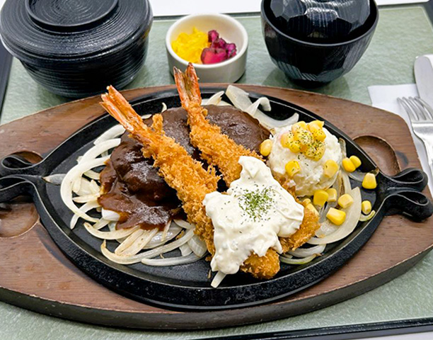 ハンバーグ＆海老フライ