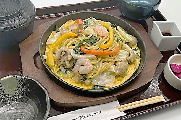 ホルモン塩焼きそば