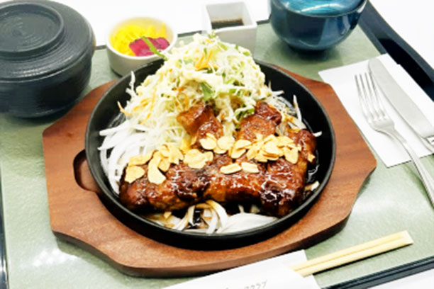 国産豚のとんてき膳